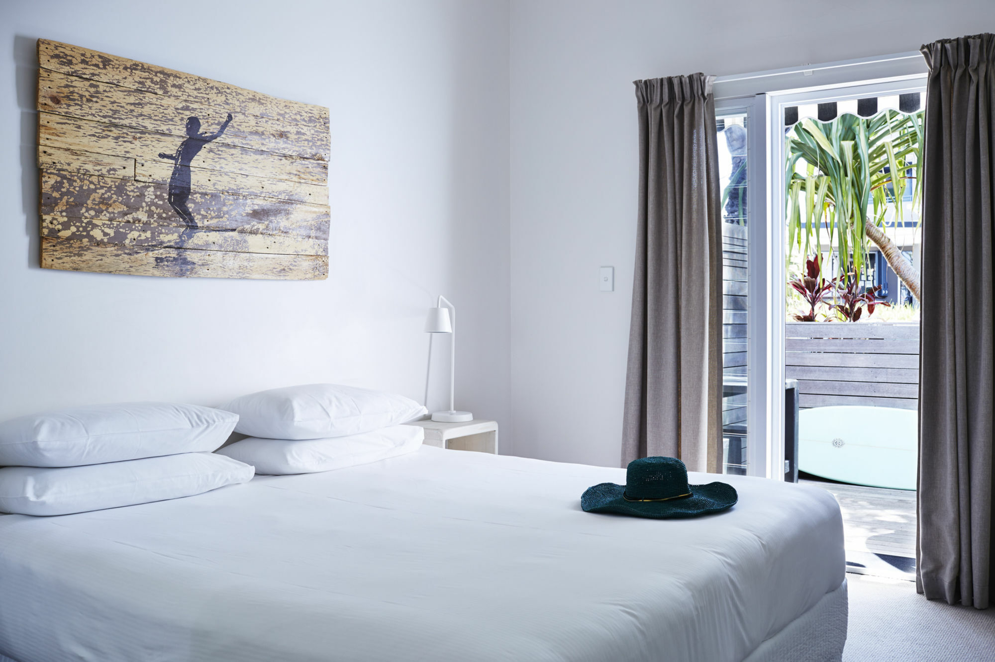 Atlantic Byron Bay Hotel Bagian luar foto